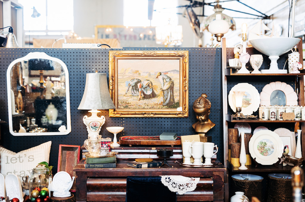 9 Amazing Franklin Antique Shops Worth the Treasure Hunt array of antiques at a store booth