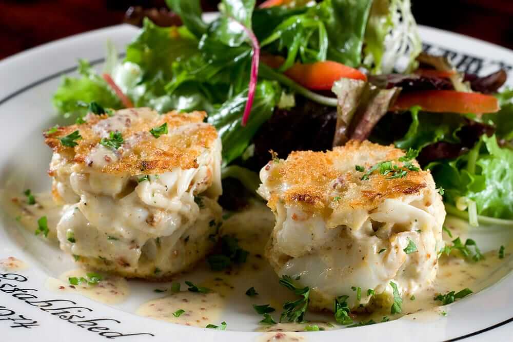 crabcakes at Sperrys