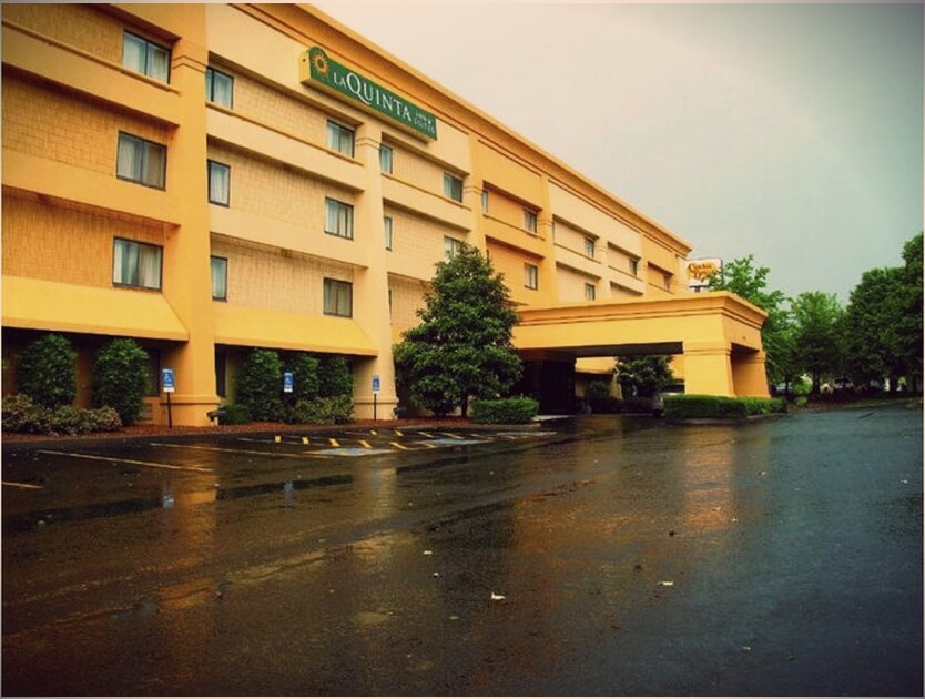 The exterior of the LaQuinta Inn Franklin