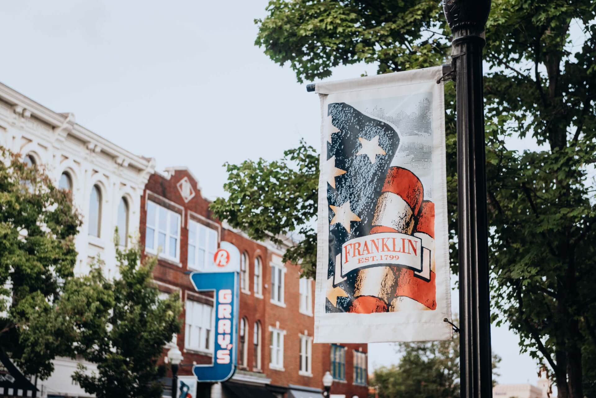 Summer on Main Street in downtown Franklin, Tennessee. Courtesy of Visit Franklin.
